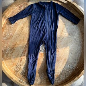 Kyte BABY Navy Zippered Footie 6-12m